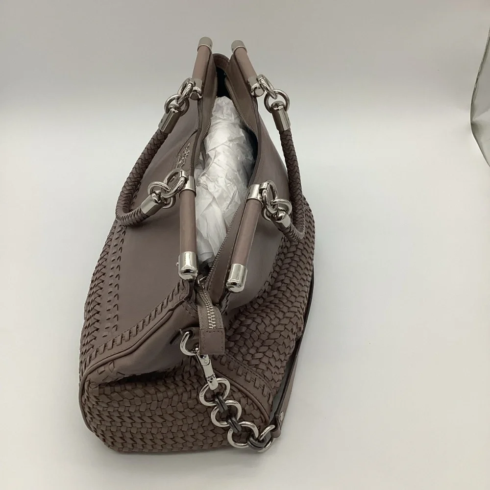 2043. Coach 19646 Madison Caroline Dowel Satchel EUC